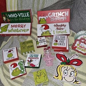 Hobby Lobby Grinch-Themed Wall Decor Set - Red, Green, White